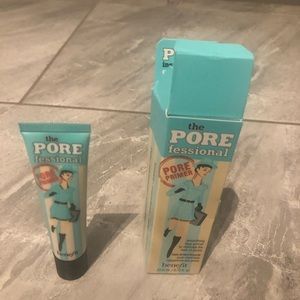 BENEFIT Smoothing face primer